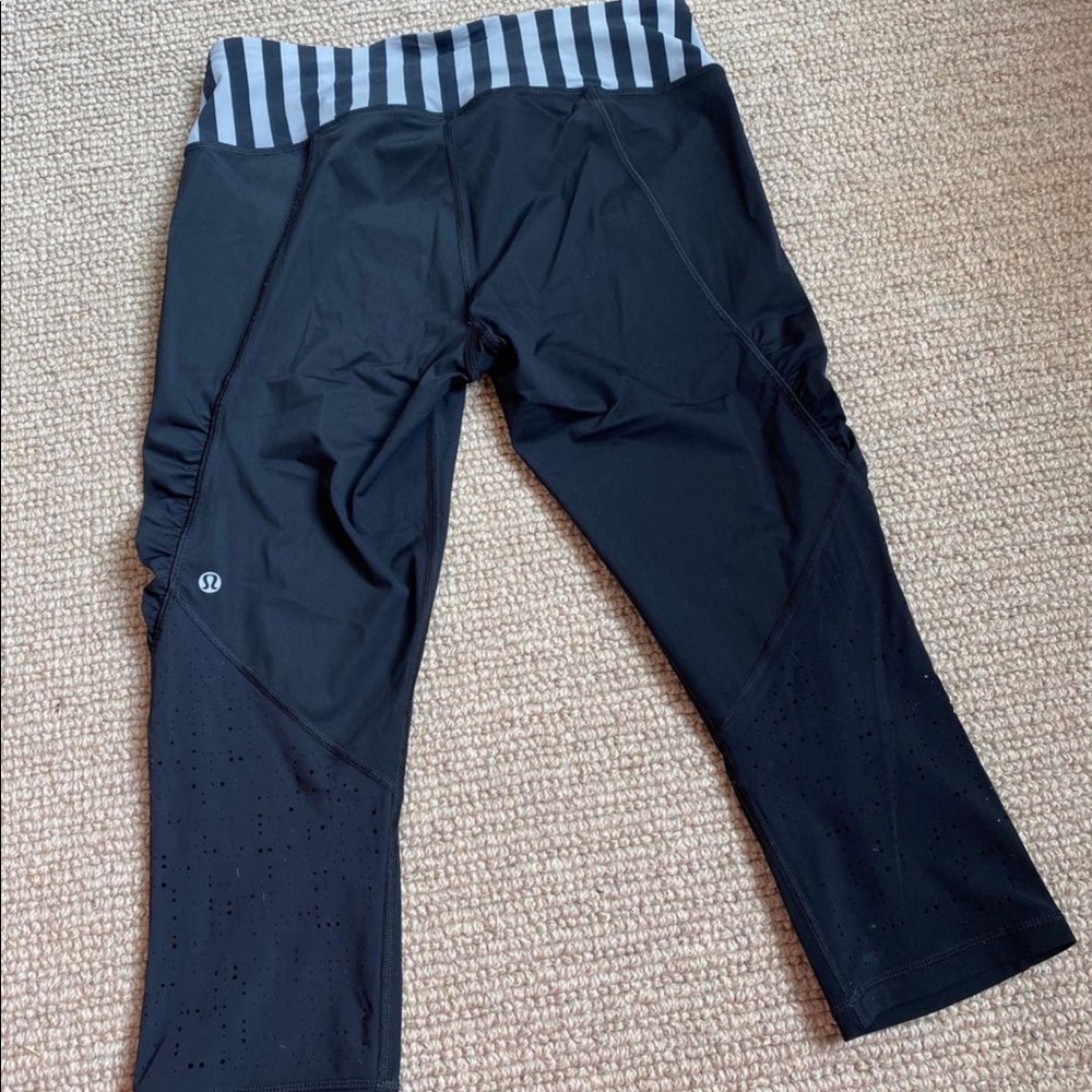 Lululemon crop leggings